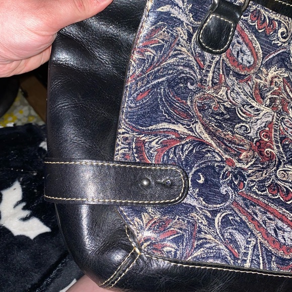Patricia Nash feathered paisley print purse - Picture 6 of 14